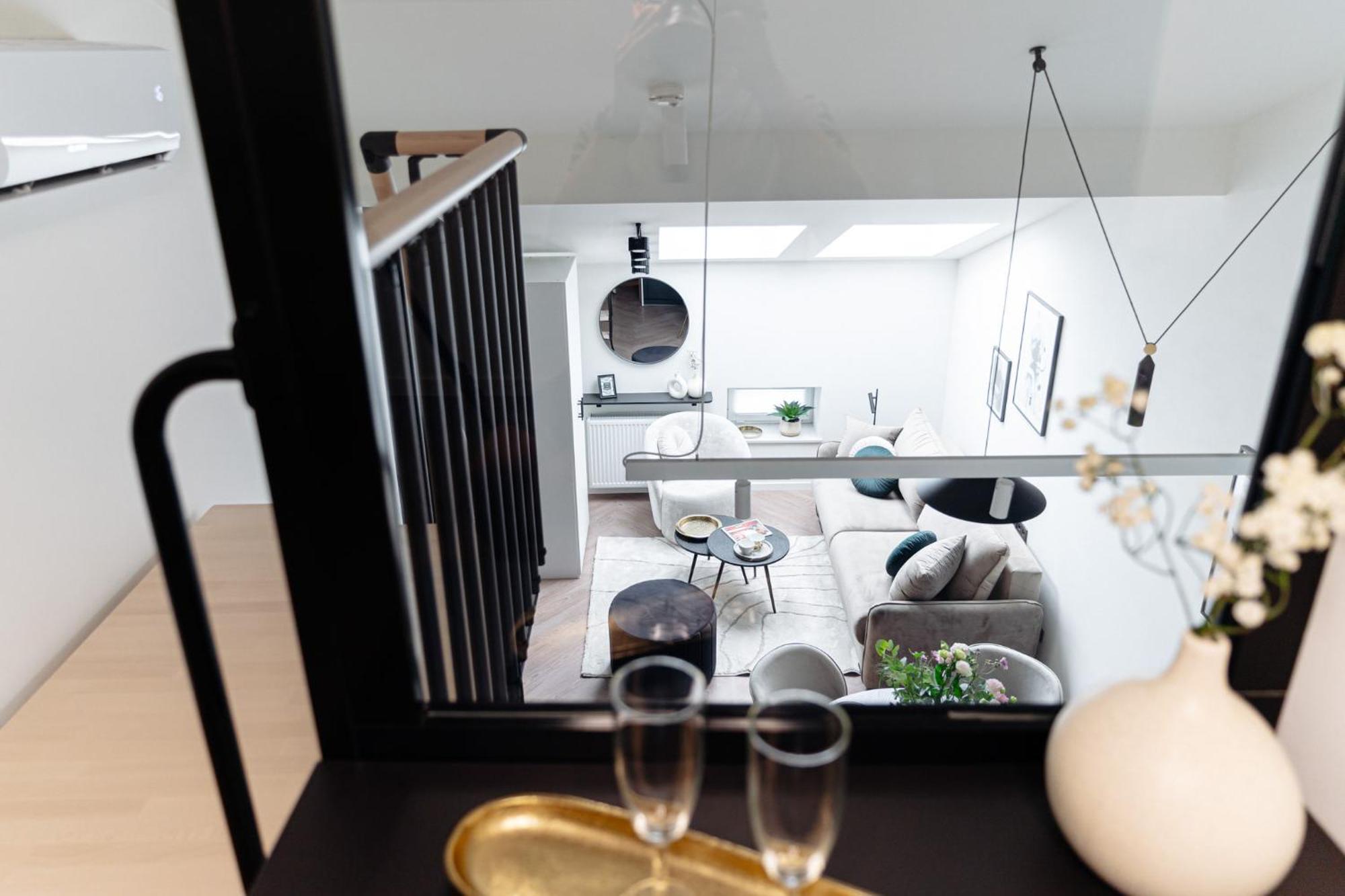 Apartment Miodova20 - Loftaffair Krakow